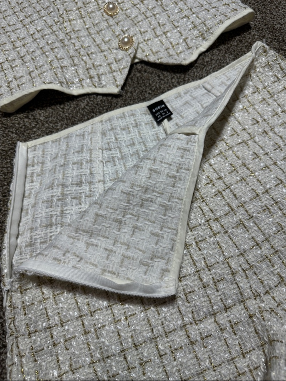 SHEIN Cream Tweed High Waist Shorts & Cropped Vest Set - Picture 4 of 11